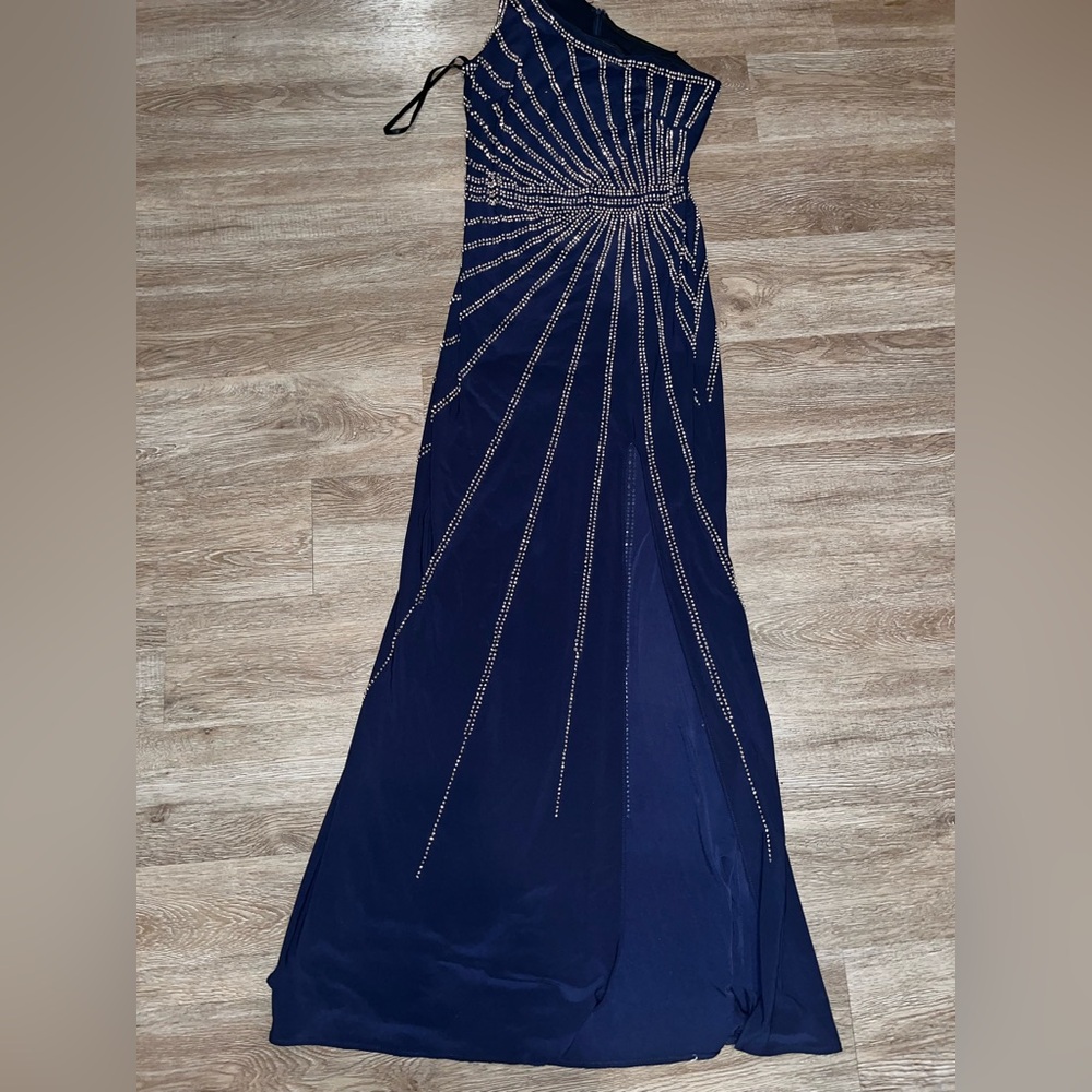 Xscape Midnight Blue Gown Size 6 Made in USA